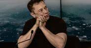 CEO da Tesla, Elon Musk- em conferência - Wikimedia Commons