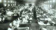 Hospital nos Estados Unidos lotado de vítimas da gripe espanhola, em 1918 - Wikimedia Commons