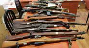 Armas apreendidas na casa do homem que afirma ser "general ucraniano" - Divulgação / policja.gov.pl