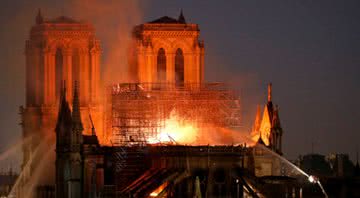 A Catedral de Notre-Dame em chamas - Getty Images