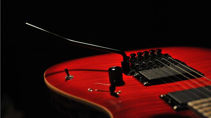 Imagem meramente ilustrativa de uma guitarra elétrica - Imagem de StockSnap por Pixabay