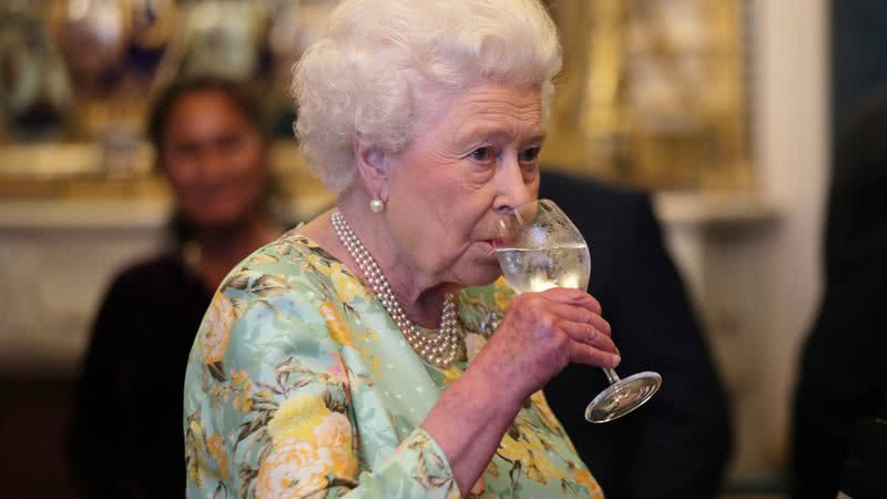Elizabeth II durante uma recepção no Palácio de Buckingham, em 2017