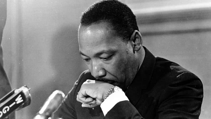 Dr. Martin Luther King, um dos principais defensores das pautas dos direitos civil dos negros nos EUA - Domínio Público