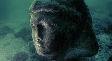 Estátua submersa - Divulgação