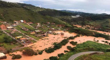 Imagem do deslizamento - Divulgação/ Corpo de Bombeiros Militar de Minas Gerais