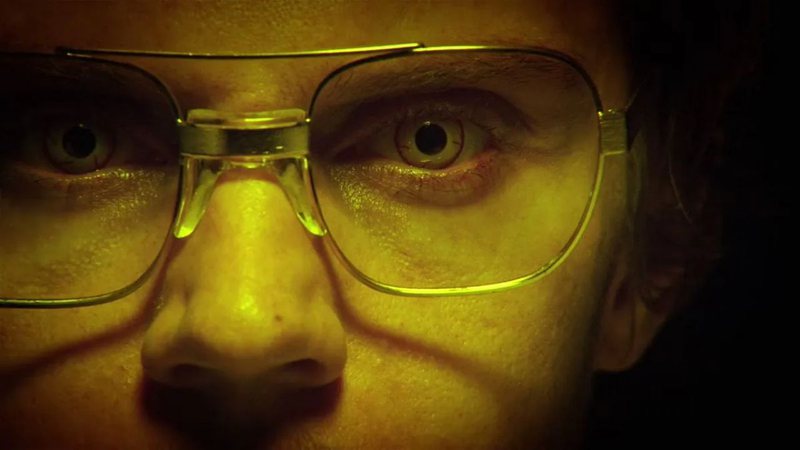 Imagem promocional da série 'Dahmer: Um Canibal Americano' (2022) - Divulgação/Netflix
