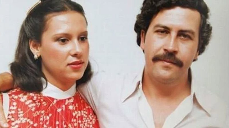 Pablo Escobar e sua esposa, Victoria Eugenia Henao - Wikimedia Commons