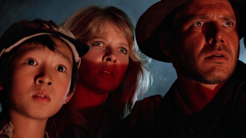 Cena do filme 'Indiana Jones' com o trio principal da trama - Divulgação / Paramount Pictures