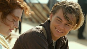 Jack Dawson, personagem de Leonardo DiCaprio em 'Titanic' (1997); à esquerda, Rose DeWitt Bukater, personagem de Kate Winslet - Reprodução/20th Century Fox/Star+