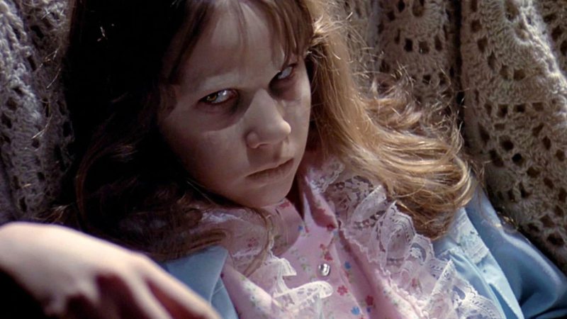 Cena de 'O Exorcista' (1973), com a personagem Regan MacNeil, interpretada por Linda Blair - Reprodução/Warner Bros. Pictures/HBO Max
