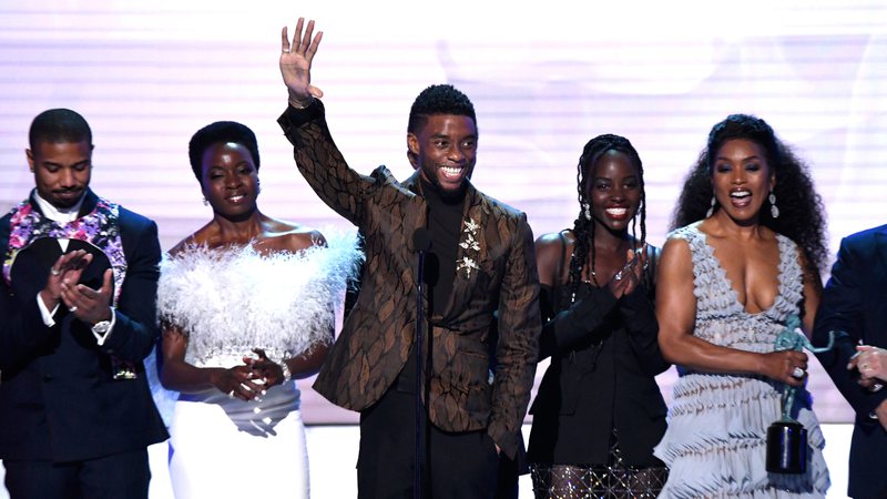 Elenco de 'Pantera Negra' durante premiação cinematográfica de 2019 - Getty Images