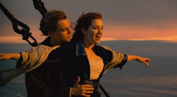 Cena clássica do filme Titanic (1997) - Divulgação / Paramount Pictures