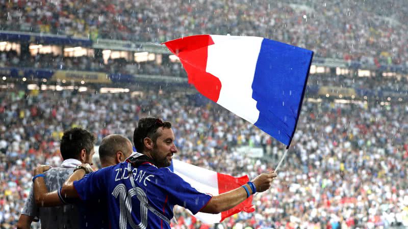 Torcedores da França durante comemoração na Copa do Mundo de 2018 - Getty Images