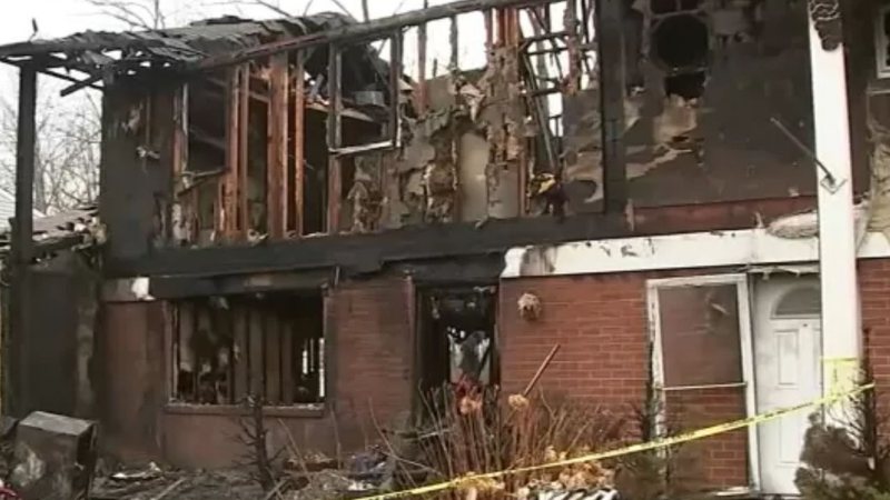 Casa em Quakertown, destruída após o fogo