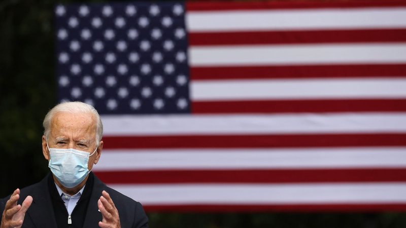 Joe Biden usando máscara - Getty Images