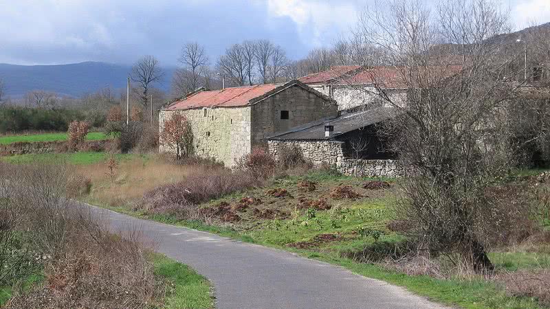 A aldeia de Meaus, na Espanha - CorreiaPM/ Domínio Público via Wikimedia Commons