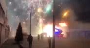 Momento da explosão dos fogos de artifício - Divulgação/ YouTube/ RT