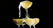 Imagem meramente ilustrativa de taças de champagne - Divulgação