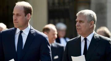 Príncipe William e príncipe Andrew, em 2017 - Getty Images