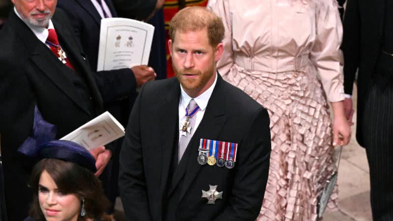 Harry, filho caçula do rei Charles III, durante coroação - Getty Images