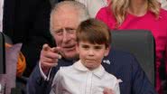 Príncipe Louis jundo do avô, o Príncipe Charles - Getty Images