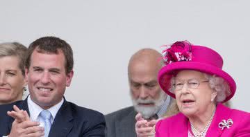 Peter Phillips e rainha Elizabeth II, em 2016 - Getty Images