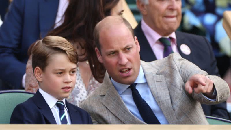 Princípe George com o pai, o príncipe William, durante evento em Londres - Getty Images