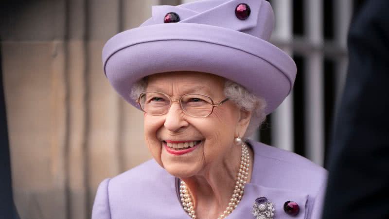 Rainha Elizabeth em foto oficial durante evento no Reino Unido - Getty Images