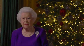 Rainha durante o pronunciamento de natal de 2020 - Divulgação/Youtube/BBC