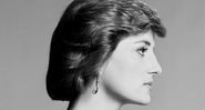 Princesa Diana em retrato P&B - Divulgação / David Bailey