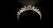Tiara da rainha Elizabeth II exposta na Austrália, em 2018 - Getty Images