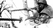 Soldados da FEB atirando contra alemães em Monte Castelo - Divulgação/ FEB