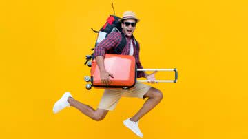 É preciso ter flexibilidade e improvisar para viajar gastando pouco - (Imagem: Shutterstock)