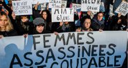Manifestantes protestando contra a violência as mulheres, em Bruxelas, em 24 de novembro de 2019 - Getty Images