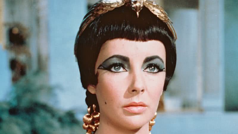 Elizabeth Taylor no papel de Cleópatra (1963) - Getty Images