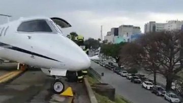 Avião derrapou após pousar em Guarulhos - Reprodução/Videos/Redes Sociais