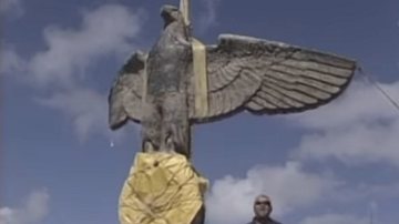 Águia de bronze que fazia parte do Graf Spee - Reprodução/Vídeo