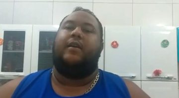 Alan Torres gravou um vídeo explicando sua bizarra situação - Divulgação