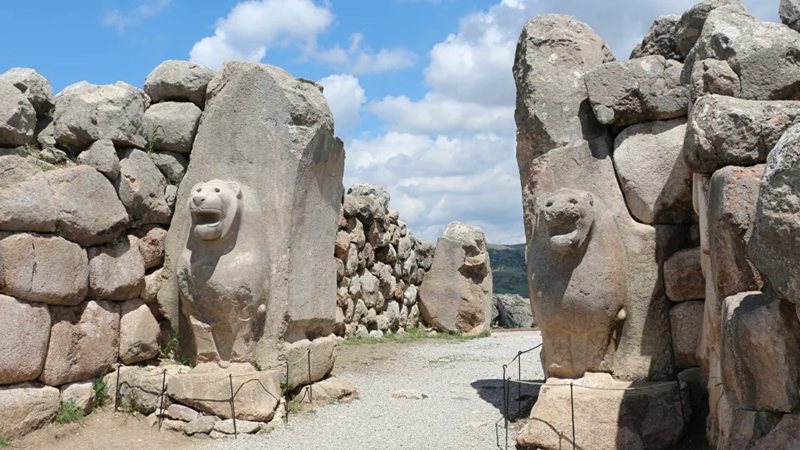 Fotografia de arcos da 'Casa de Selos' encontrada na Turquia - Divulgação/ Gaziantep Buyuksehir Belediyesi