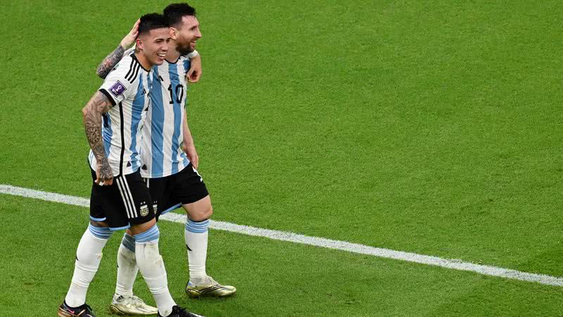 Enzo Fernández exalta Messi: 'O melhor de todos os tempos' - Lance!