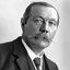 O escritor Arthur Conan Doyle