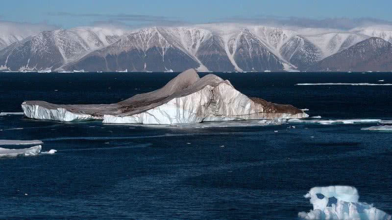 Iceberg no Ártico - Wikimedia Commons