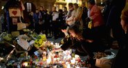 Homenagens em Paris, após atentados de 2015 - Getty Images
