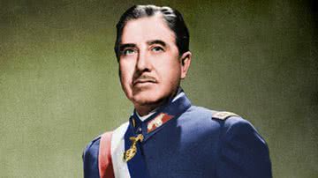 Foto colorizada de Augusto Pinochet - Ministerio de Relaciones Exteriores