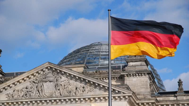 Imagem ilustrativa da bandeira da Alemanha - Imagem de Jörn Heller por Pixabay