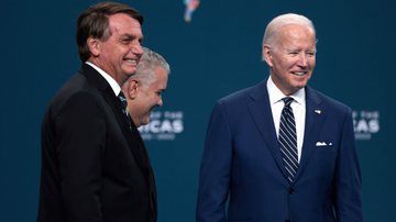 Jair Bolsonaro e Joe Biden durante a Cúpula das Américas, em 10 de junho - Getty Images