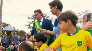 Bolsonaro durante desfile em Brasília - Reprodução/Vídeo