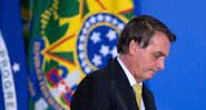 Bolsonaro cabisbaixo durante pronunciamento em 29 de junho - Getty Images