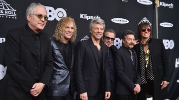 Alec John Such (segundo da direita para a esquerda) com o grupo Bon Jovi - Getty Images
