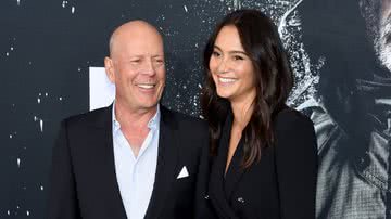 Bruce Willis e sua esposa, Emma Heming Willis, em 2019 na estreia do filme "Vidro" - Jamie McCarthy/Getty Images